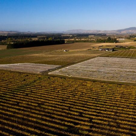 Romantic Vineyard Getaway Waipara Bagian luar foto