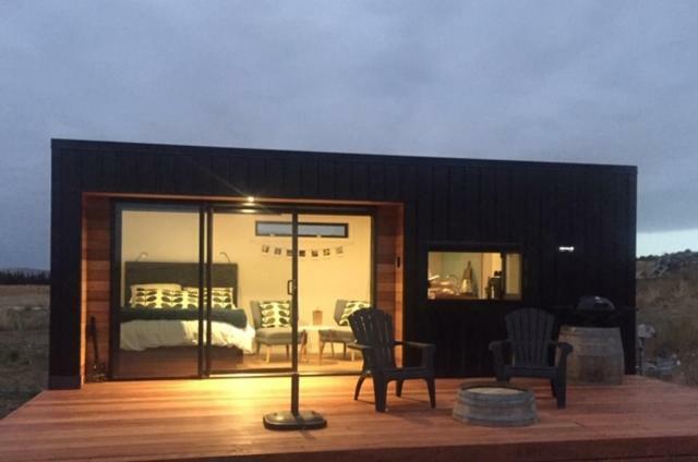 Romantic Vineyard Getaway Waipara Bagian luar foto