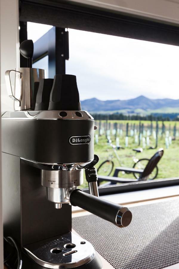 Romantic Vineyard Getaway Waipara Bagian luar foto